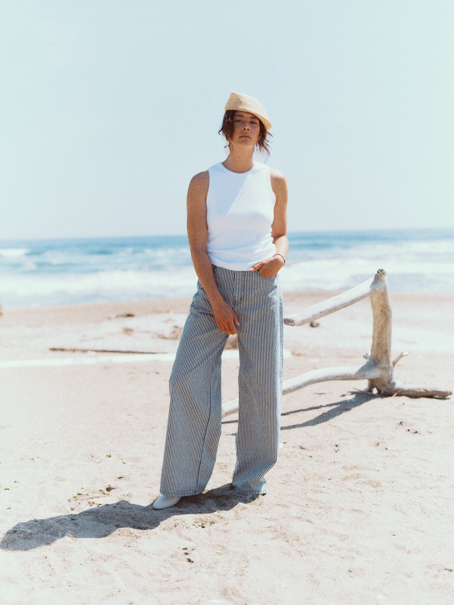 COOPER CREW NECK (white)