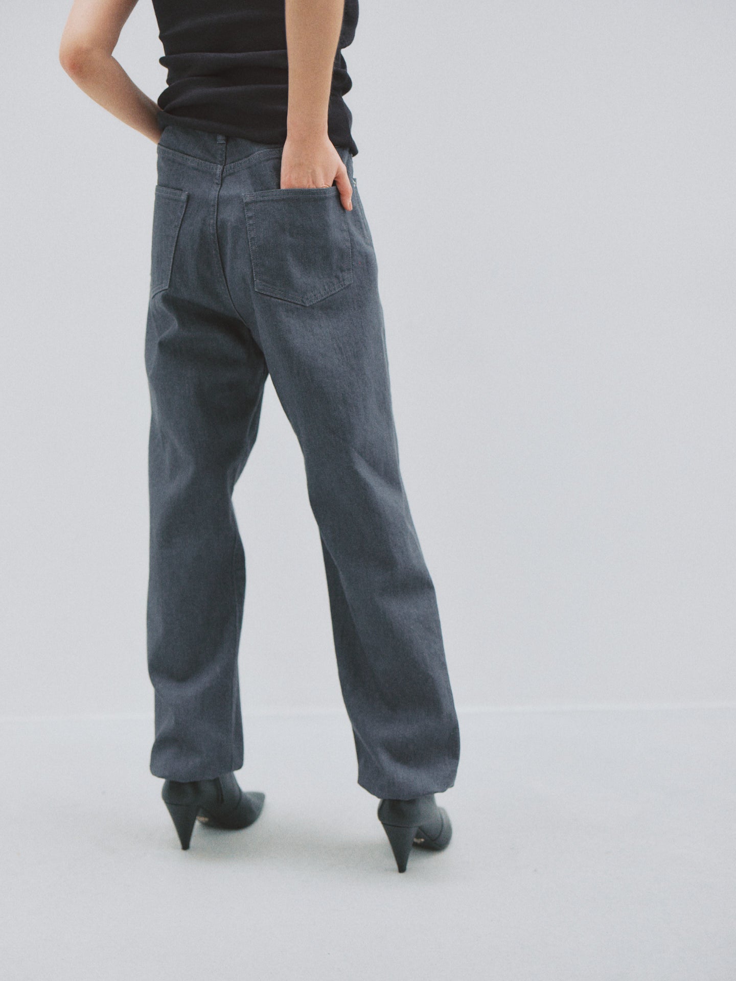 TNH ROWENA JEAN (gray)