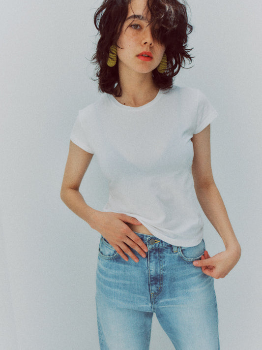 KIKI BABY TEE (white)