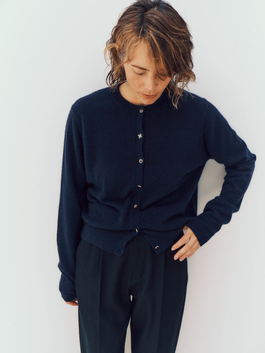 【AT HEART】MAGRITTE CARDIGAN (navy)