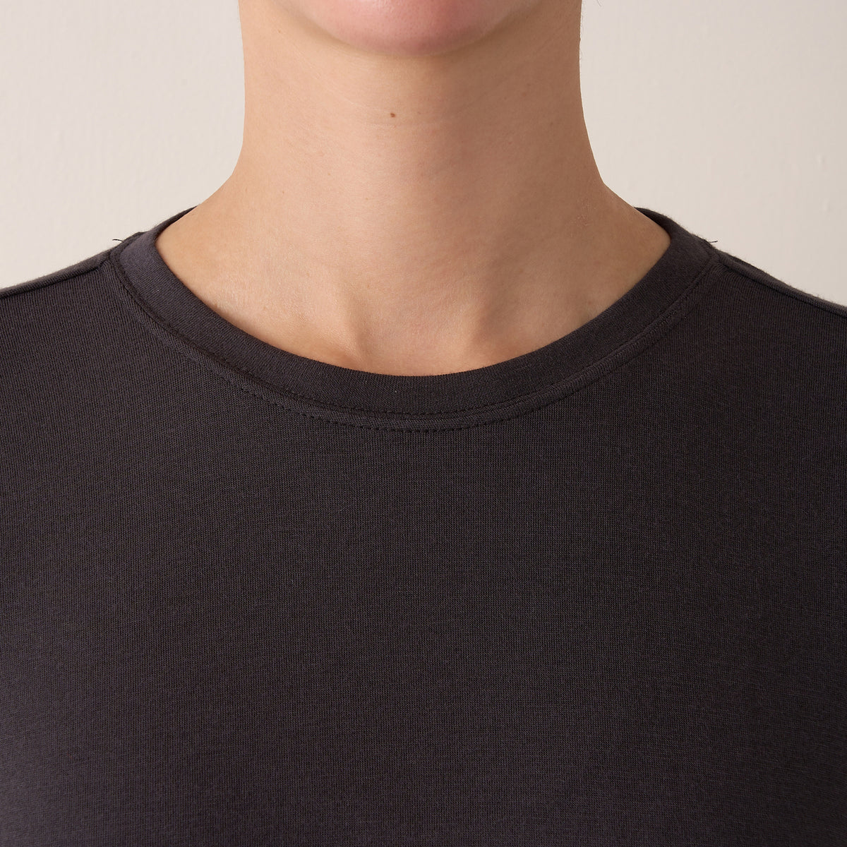 ANDIE LONG SLEEVE (charcoal gray)