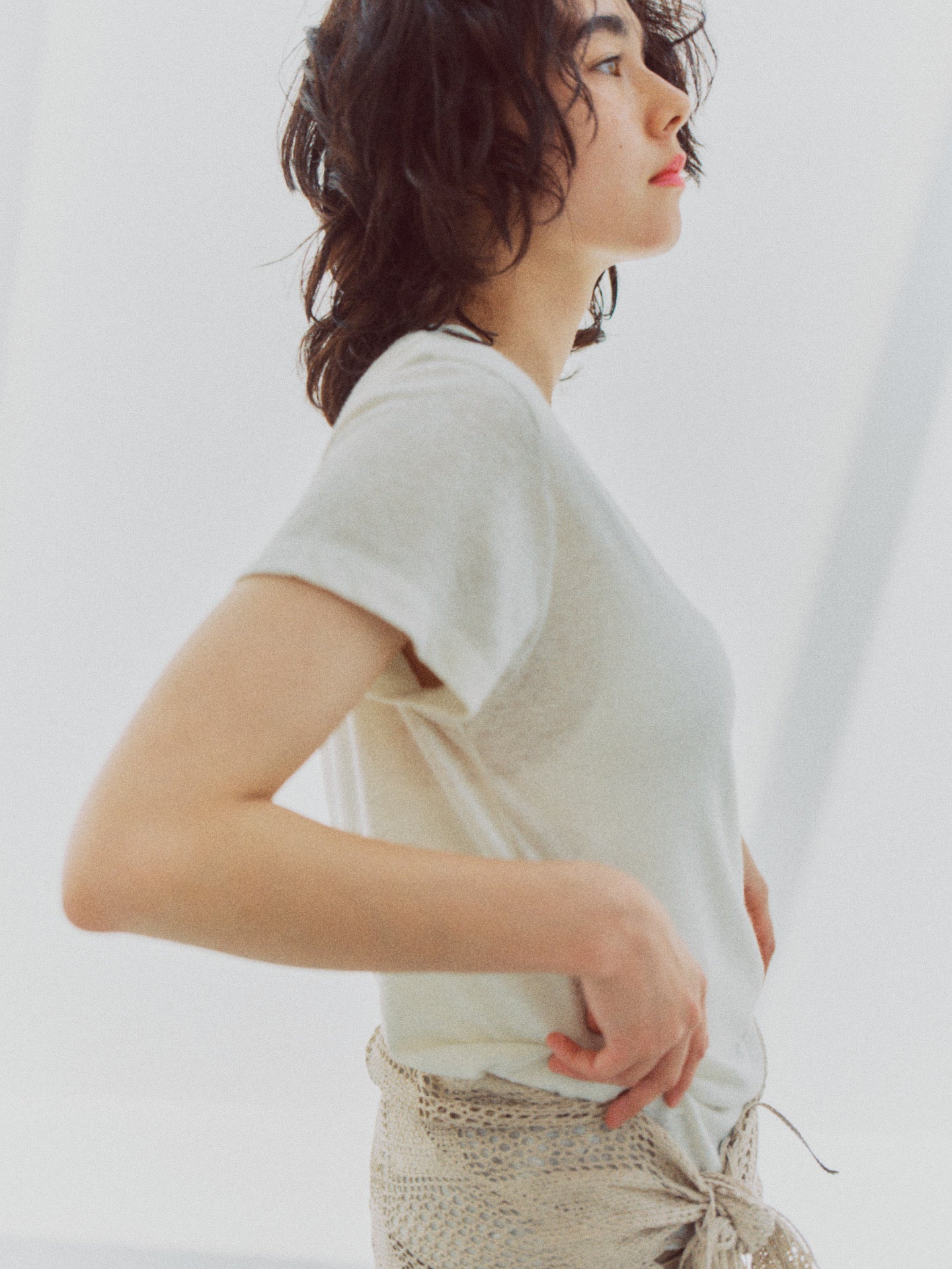 GEMMA HALF SLEEVE TEE (lt beige)