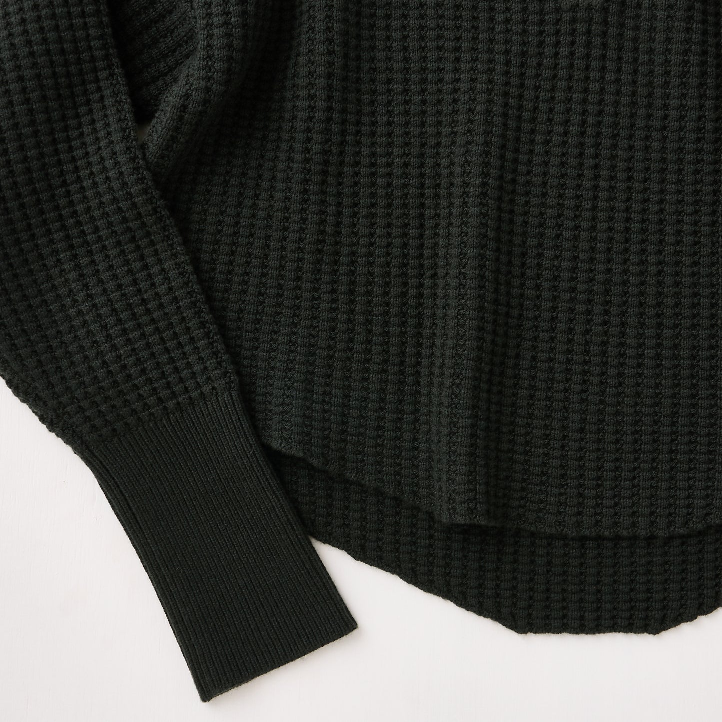 FRANKIE SWEATER (pastel peach)