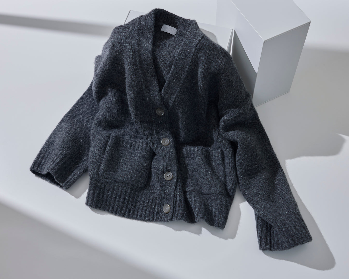 『予約専用』【AT HEART】SOMERSET CARDIGAN (gray)