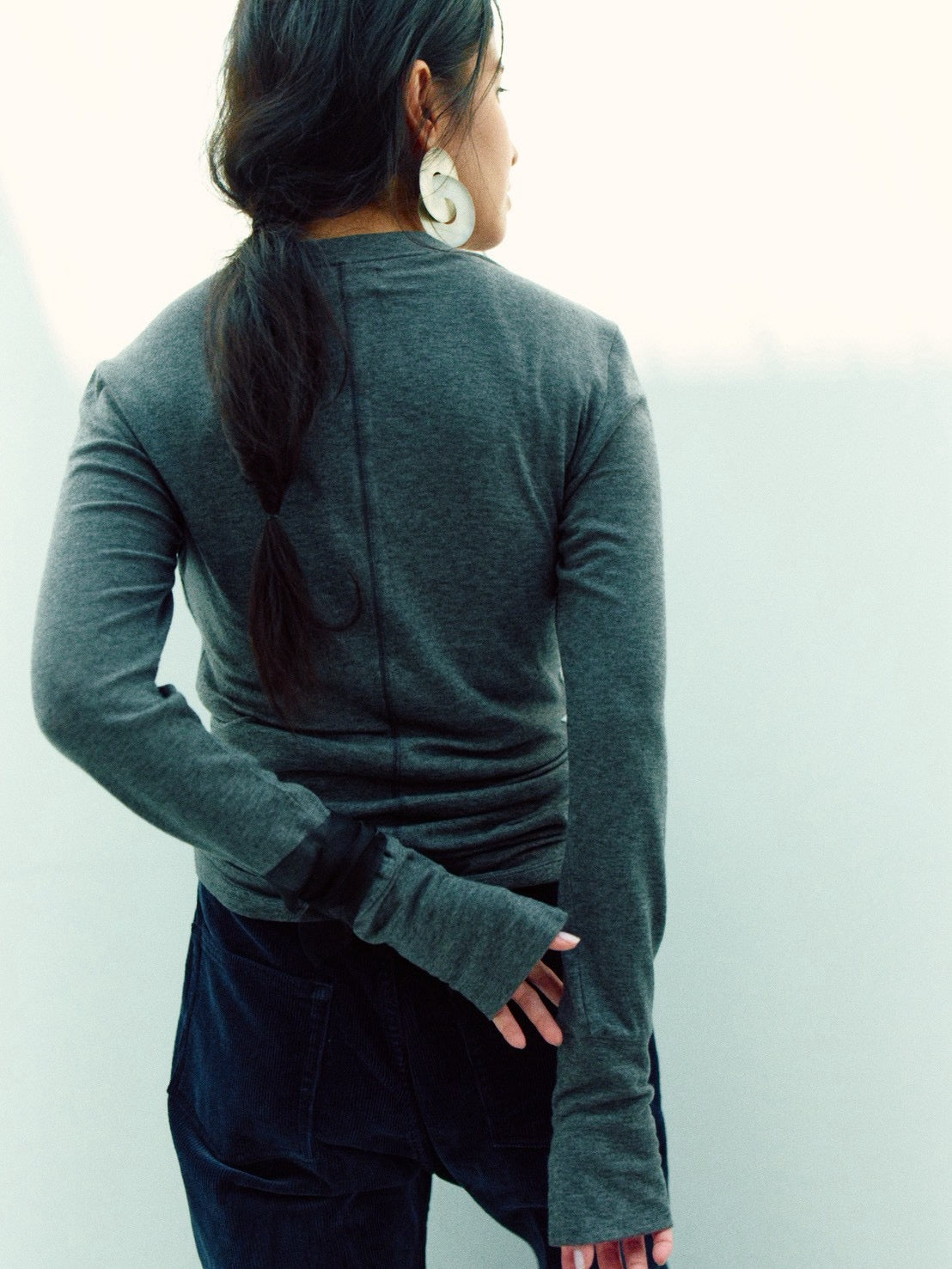 BELAIR LONG SLEEVE (charcoal gray)