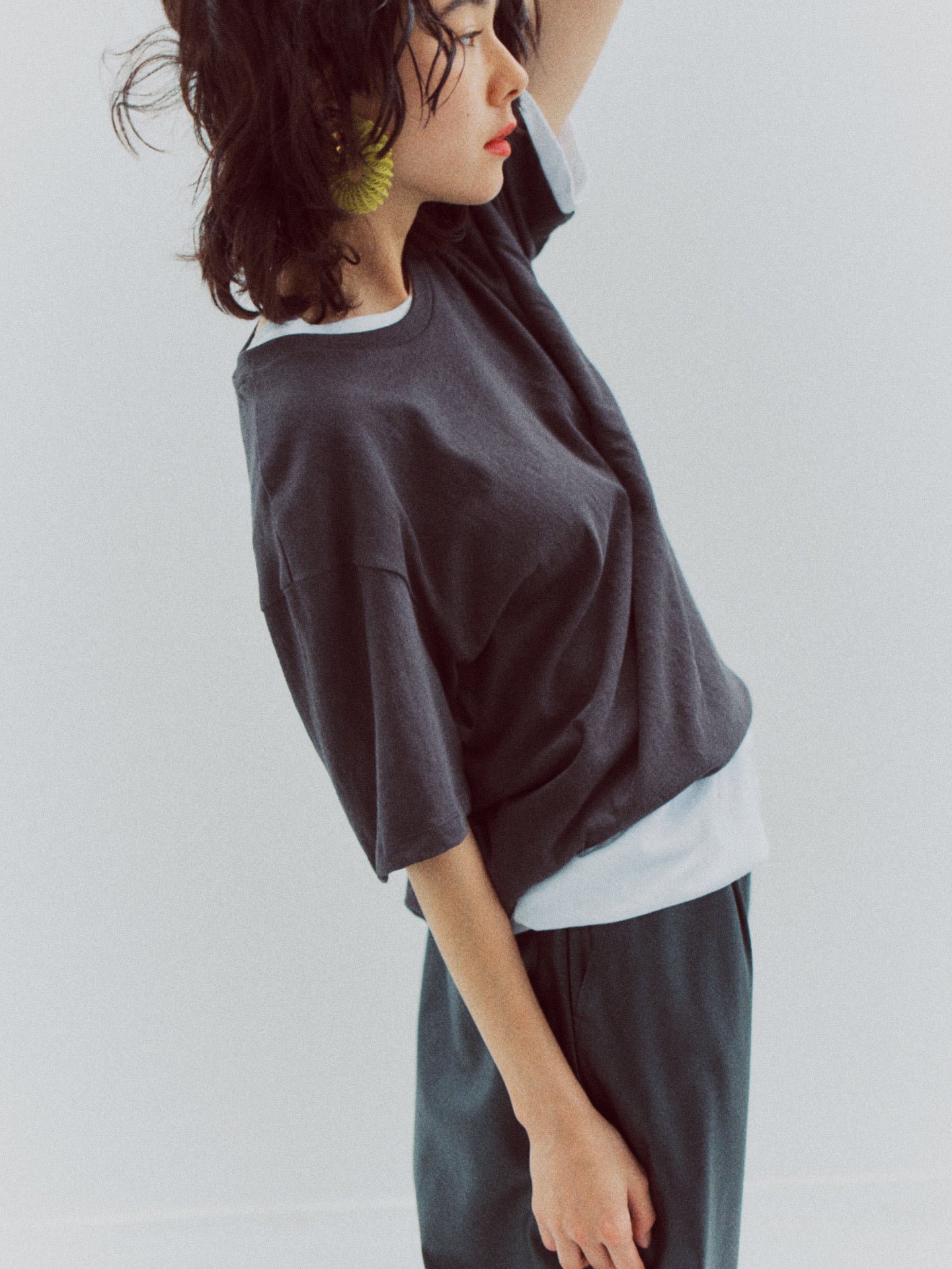 ASTOR BOY FRIEND TEE (charcoal gray)
