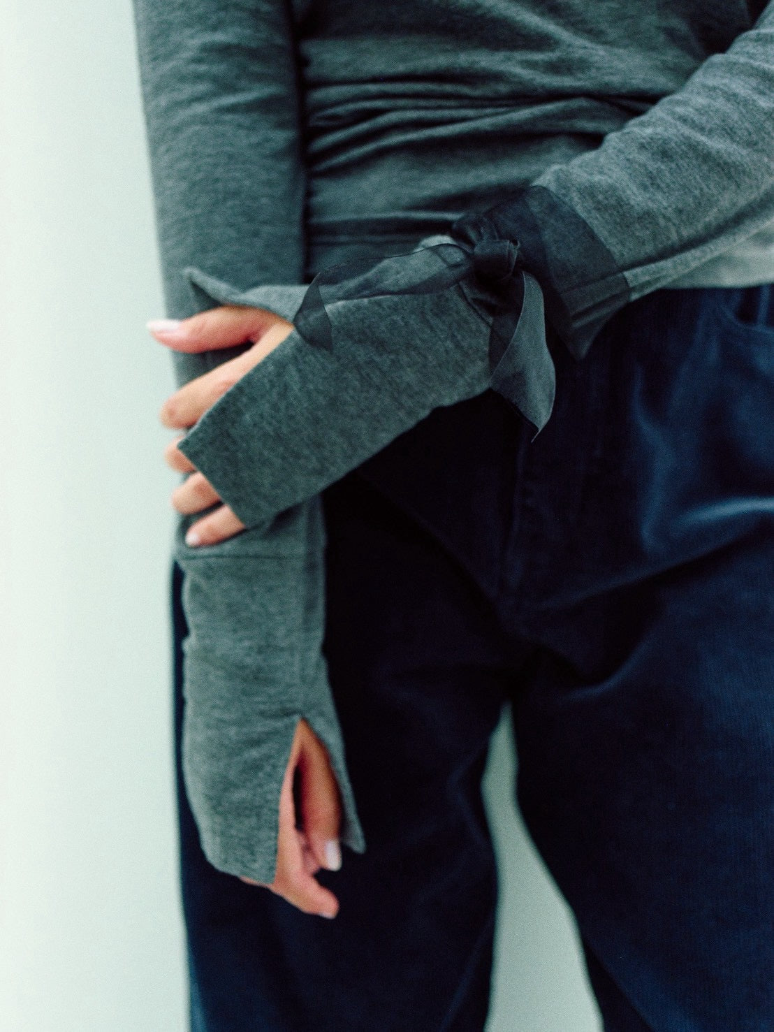 BELAIR LONG SLEEVE (charcoal gray)