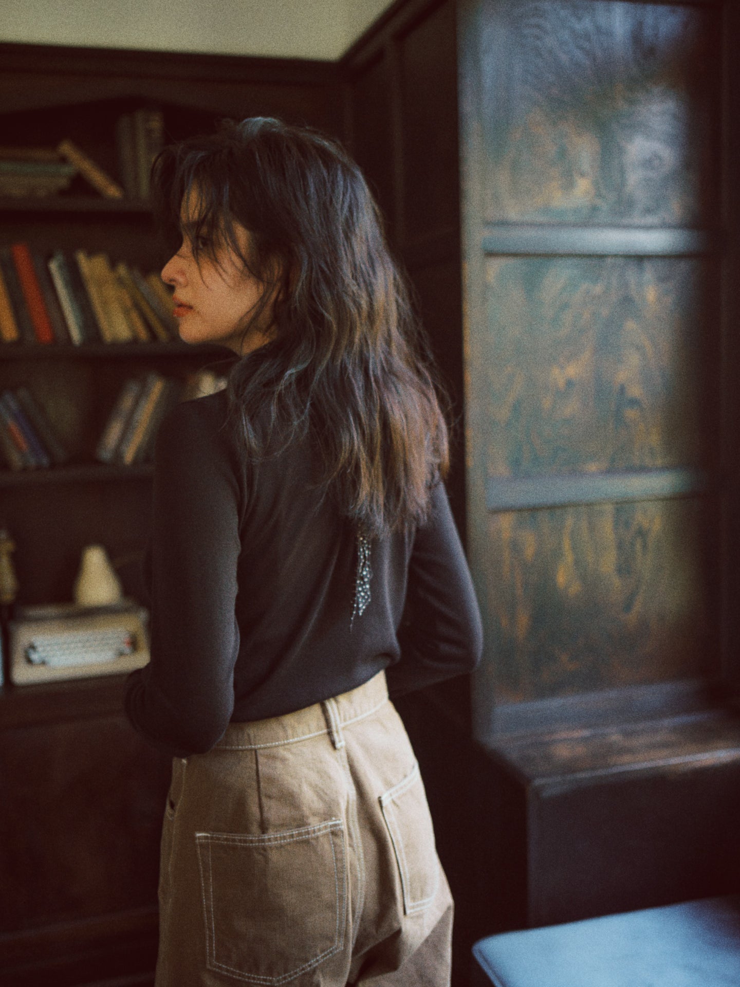 THURLOE CREW NECK (black)