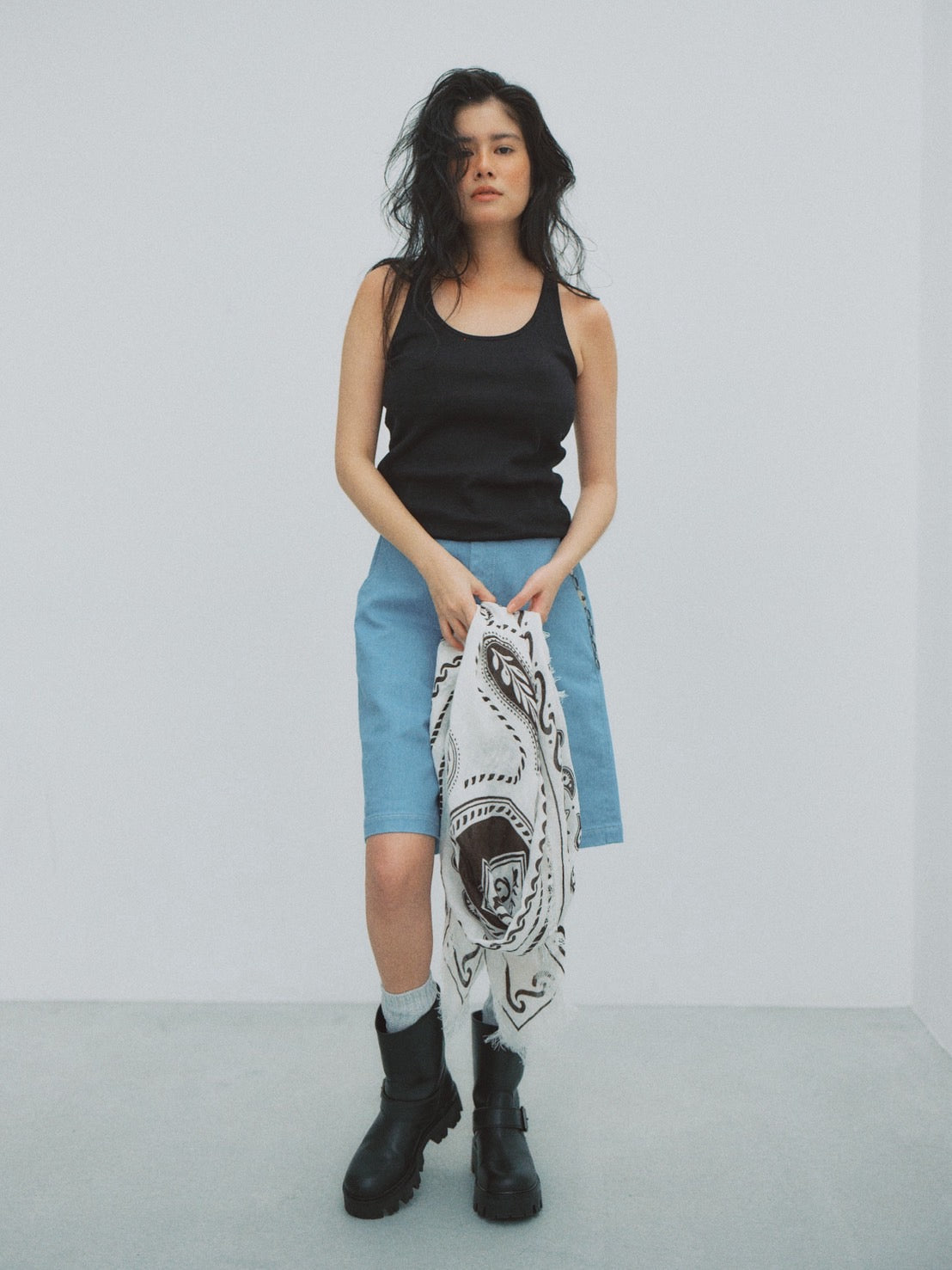 TNH AZURE SHORT (blue)