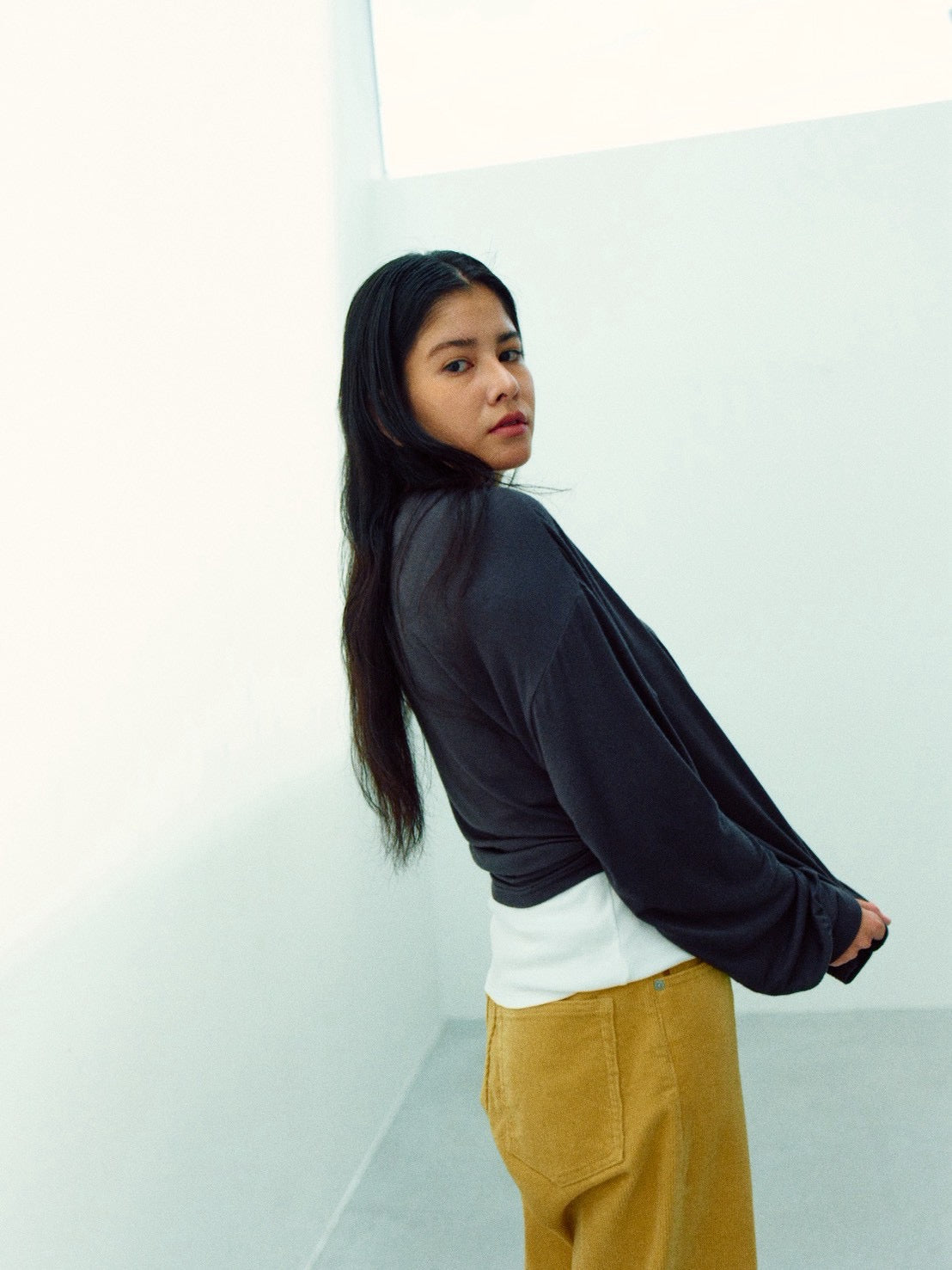 ANDIE LONG SLEEVE (charcoal gray)