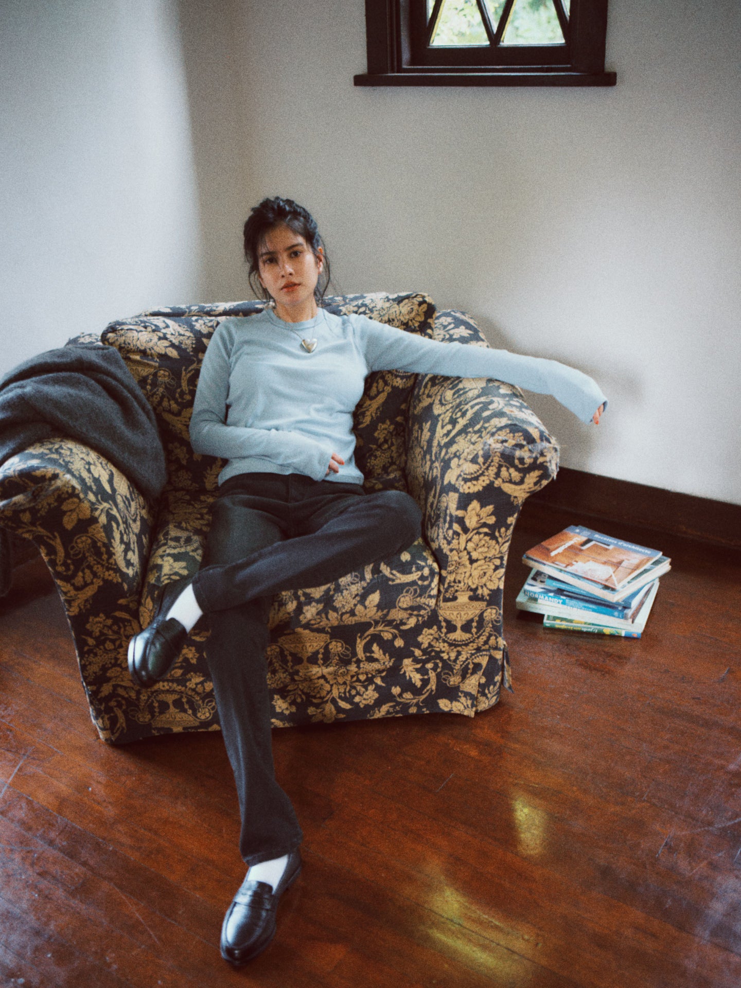 THURLOE CREW NECK (smoked blue)