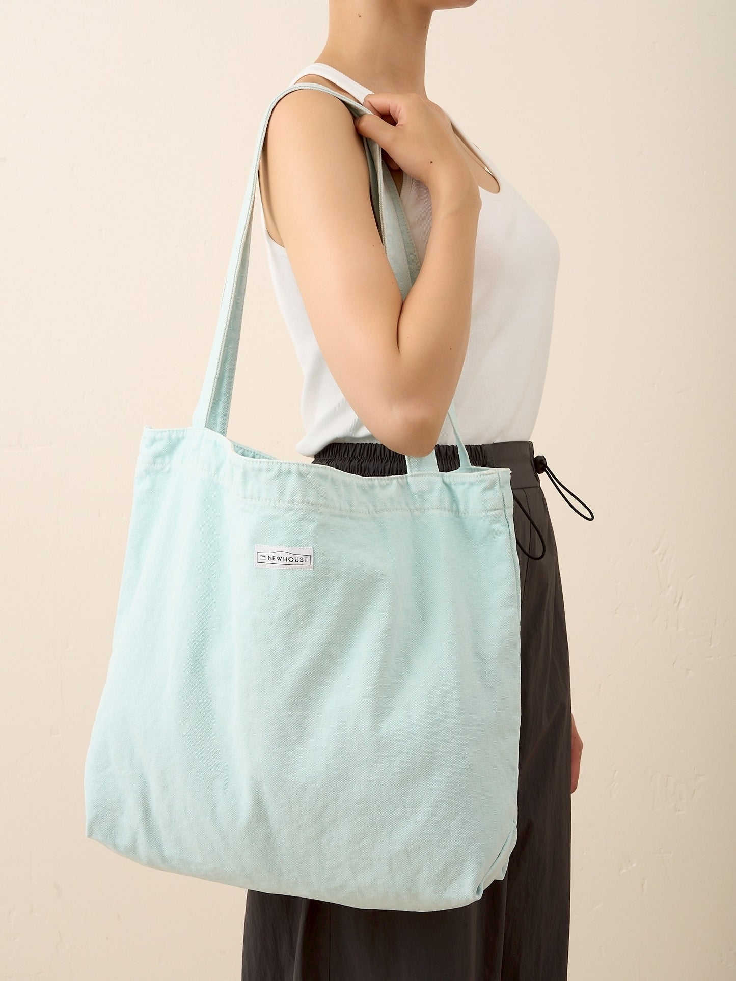 TNH NEIGHBOR TOTE