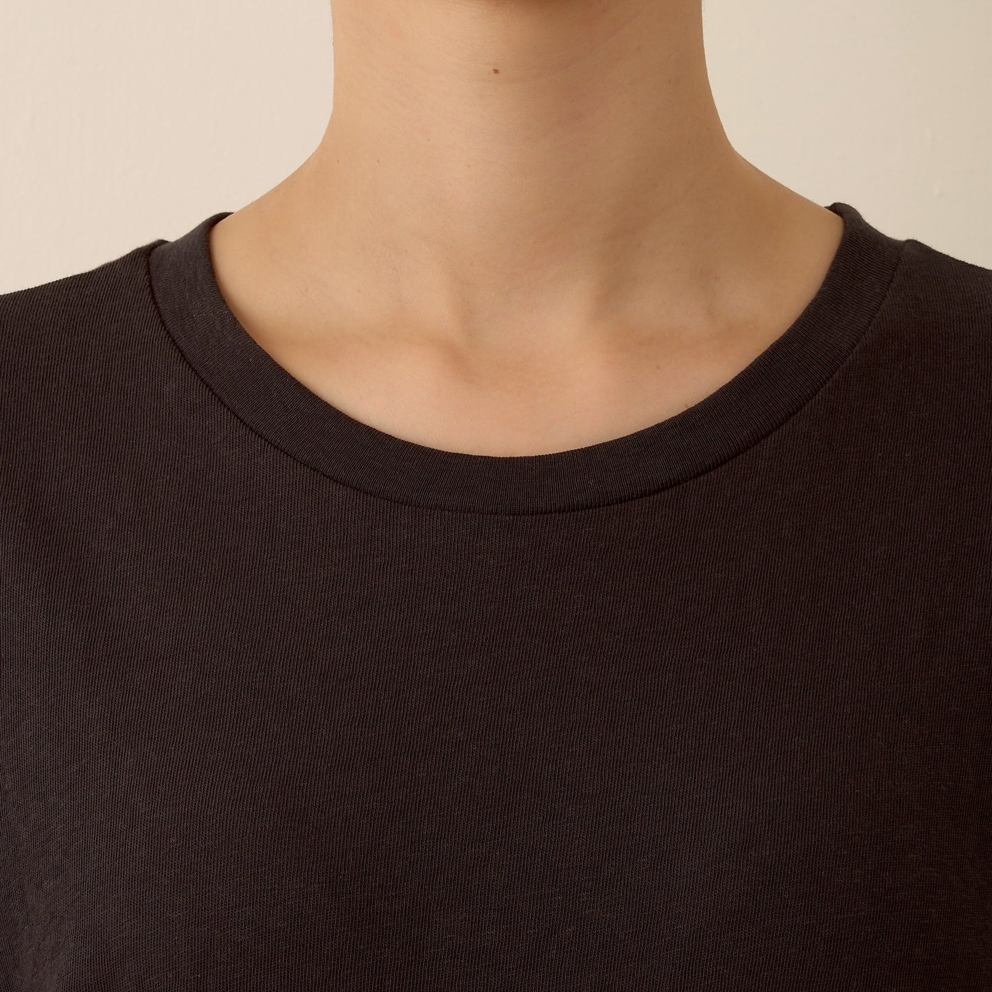 ASTOR BOY FRIEND TEE (charcoal gray)