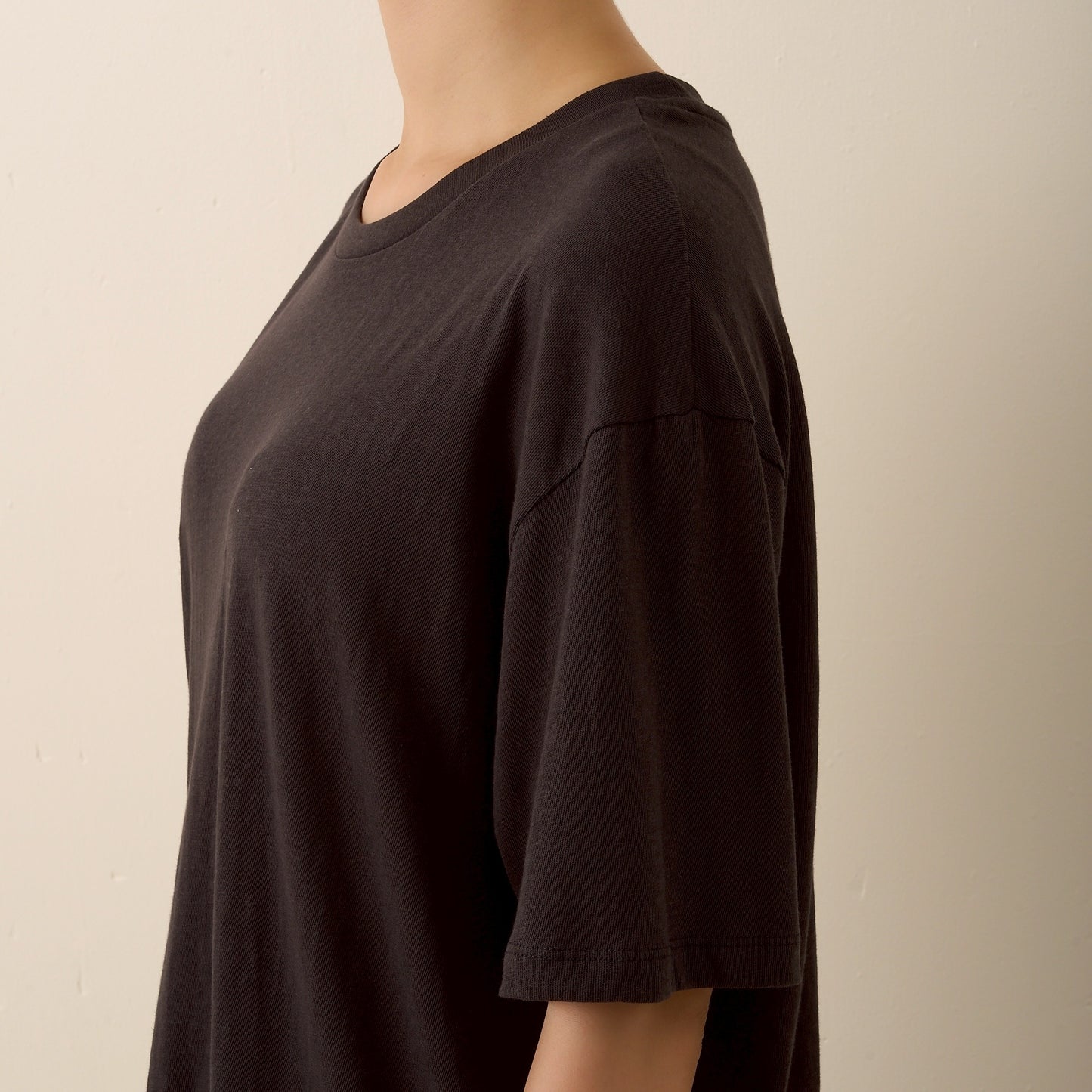 ASTOR BOY FRIEND TEE (charcoal gray)